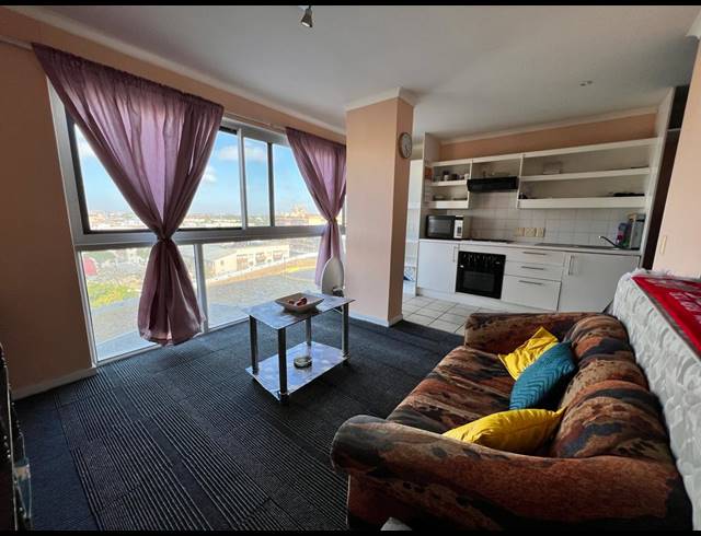 1 BEDROOM APARTMENT FOR SALE IN TOWNSEND ESTATE